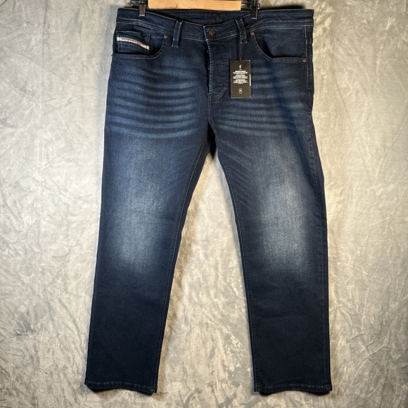 Diesel Industry Jeans Mens 38x30 Markee Straight Dark Wash Button Fly 5 Pocket - Picture 2 of 15